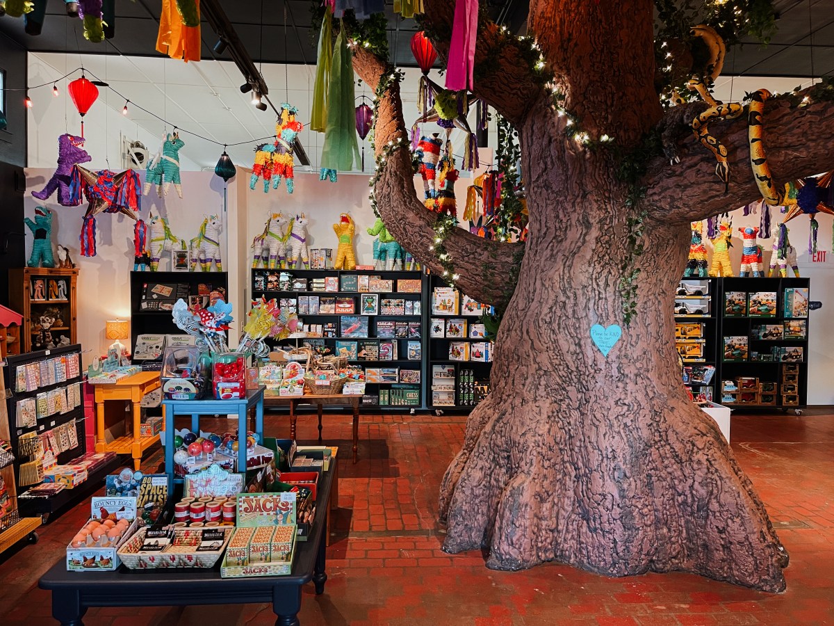 5 Unique Shops in Downtown Prescott You Don’t Want to Walk&nbsp;Pass